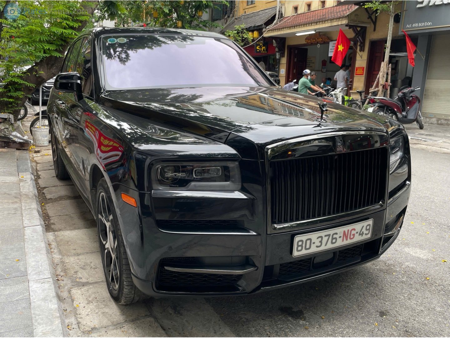 80-376-NG-49, Rolls-Royce Cullinan 1st gen (RR31), 2018–2024