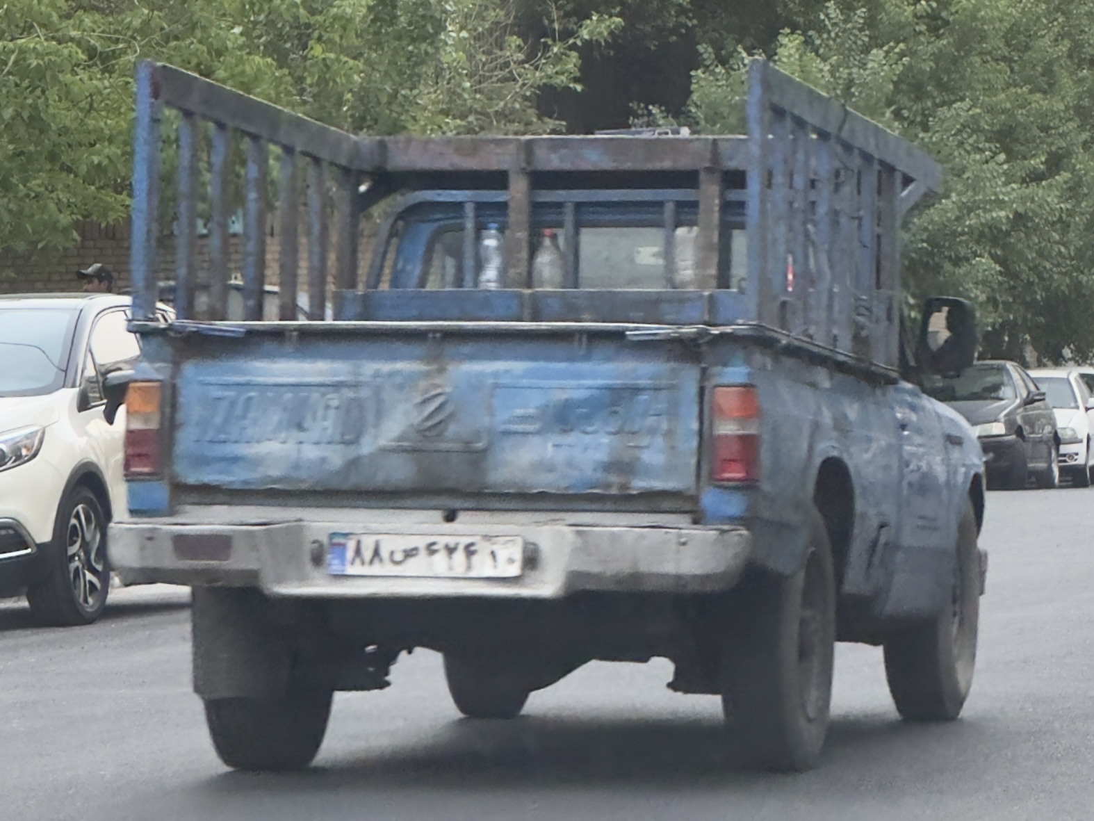 ۸۸ص۴۲۴ ۱۰, Zamyad Z24 1st gen, 1970–