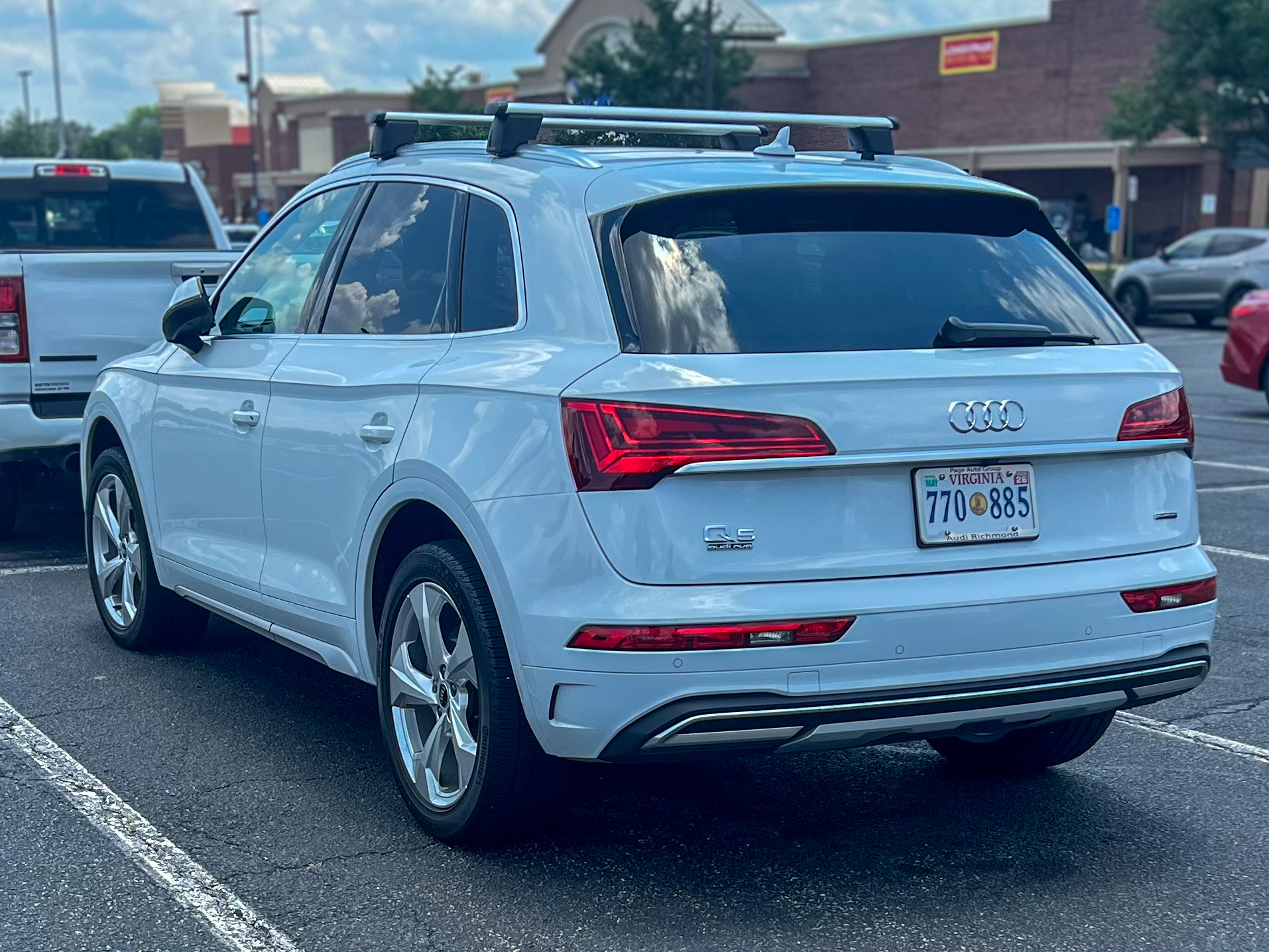 770 885, Audi Q5 2nd gen SUV (FYB), facelift, 2020–