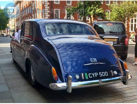 CYP 500, Rolls-Royce Phantom