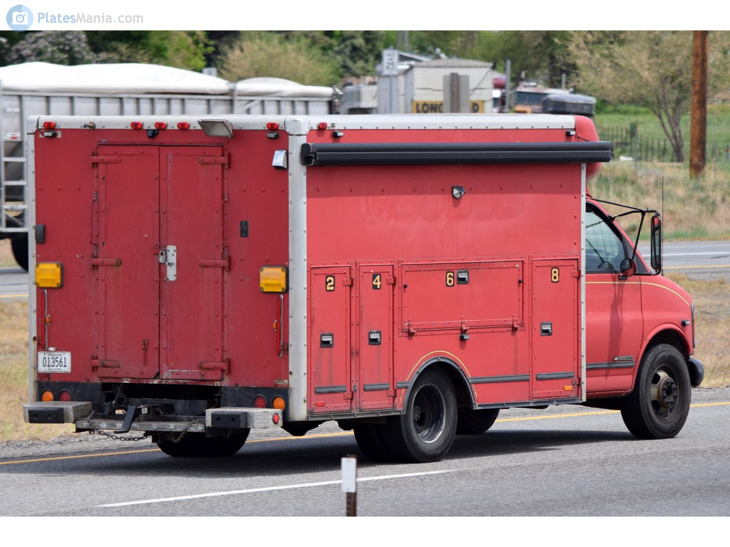 013561, Chevrolet Express 1st gen (GMT600), 1995–2002
