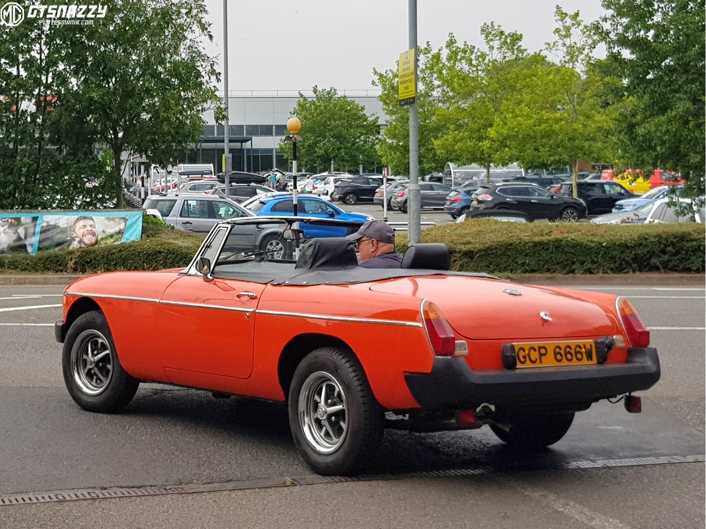 GCP666W, MG B 1st gen Roadster, 1962–1980