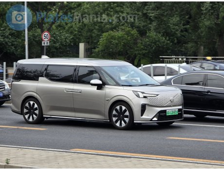 京A·CD9859, Volvo EM90