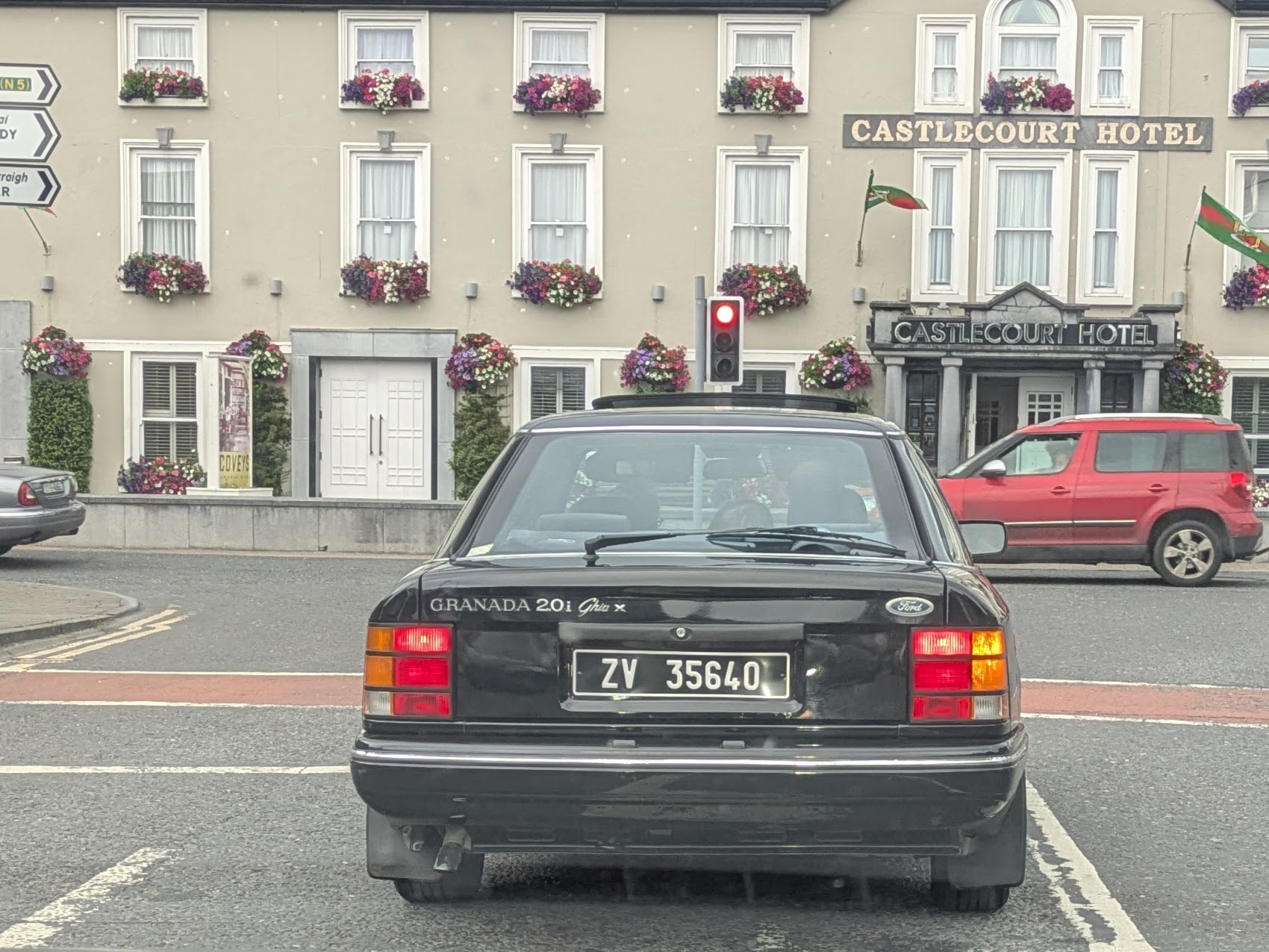 ZV 35640, Ford Granada 3rd gen Sedan (DE1; UK-market), 1990–1992