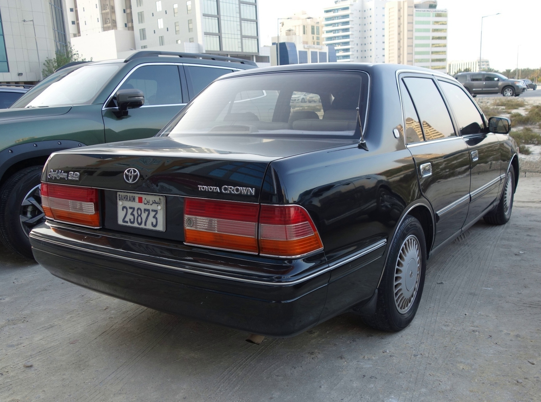 23873, Toyota Crown 10th gen Sedan (S150), 1995–2001