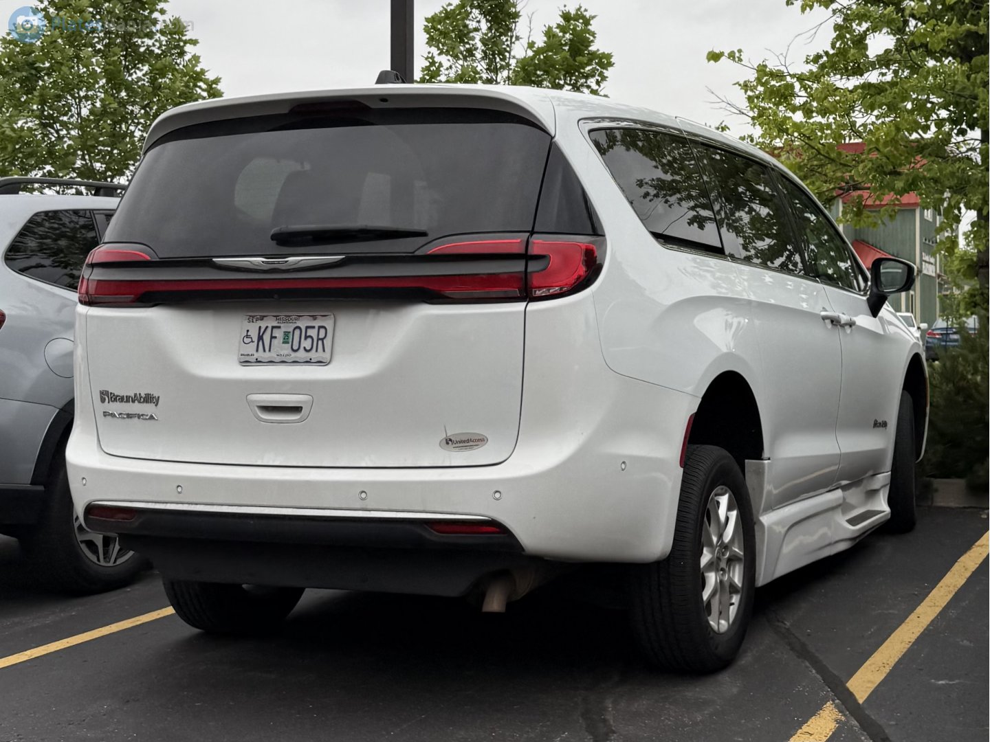 KF 05R, Chrysler Pacifica 2nd gen Minivan (RU), facelift, 2020–