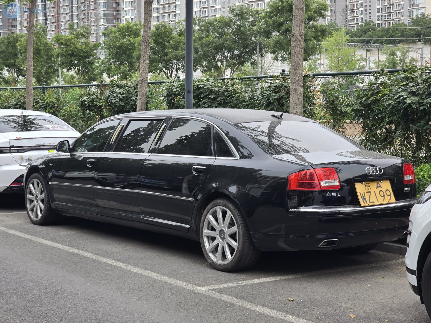 京A·WZ199, Audi A8 2nd gen (D3/4E2/4E8), 2002–2010