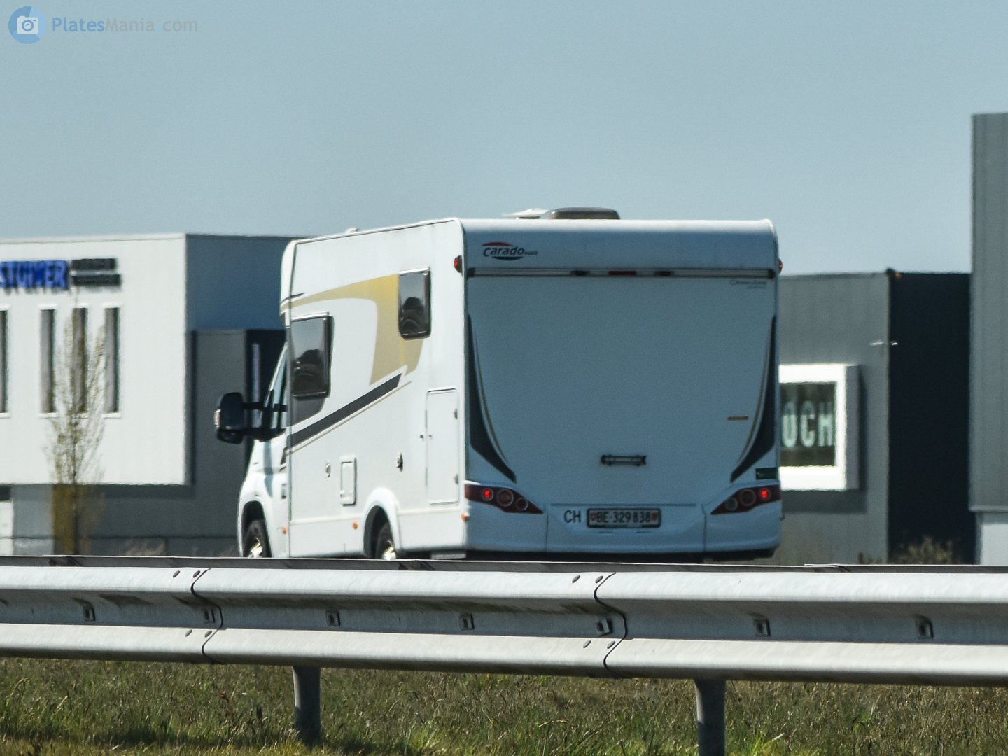 BE 329838, Carado T-Series 