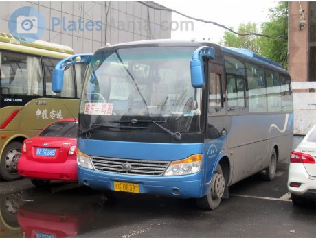 黑G·88387, Yutong ZK6737D