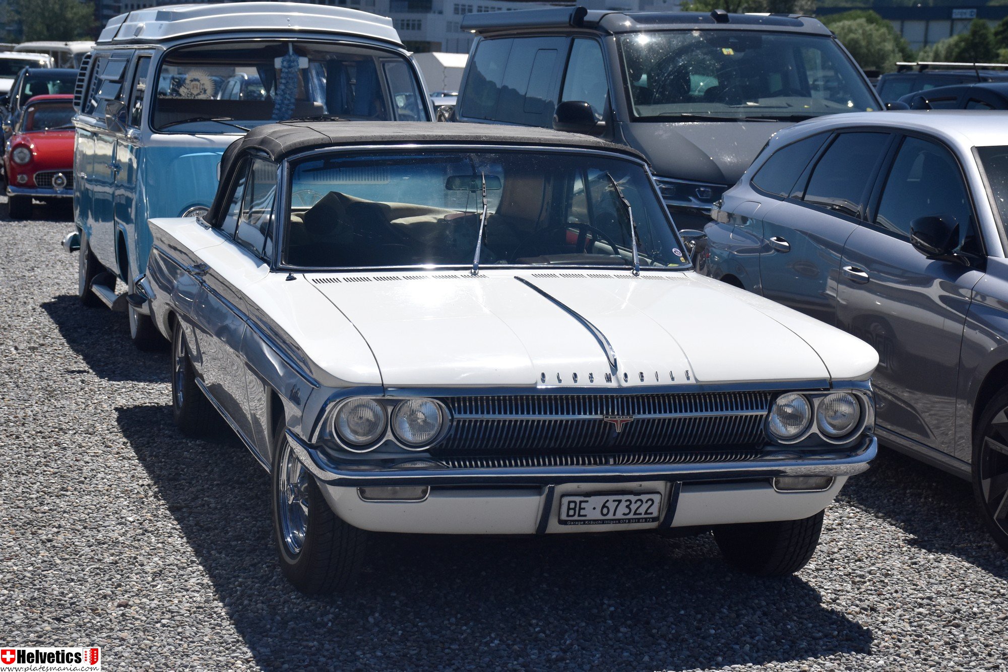 BE 67322, Oldsmobile F-85 1st gen 1962 Cutlass Convertible, 1st facelift, 1961–1962