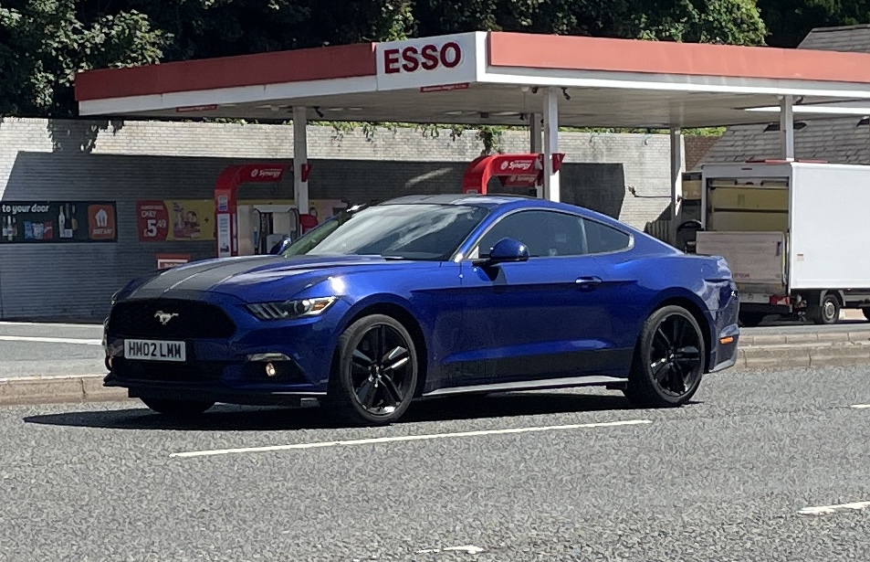 HM02LMM, Ford Mustang 6th gen 2-door Coupé (S550), 2014–2017