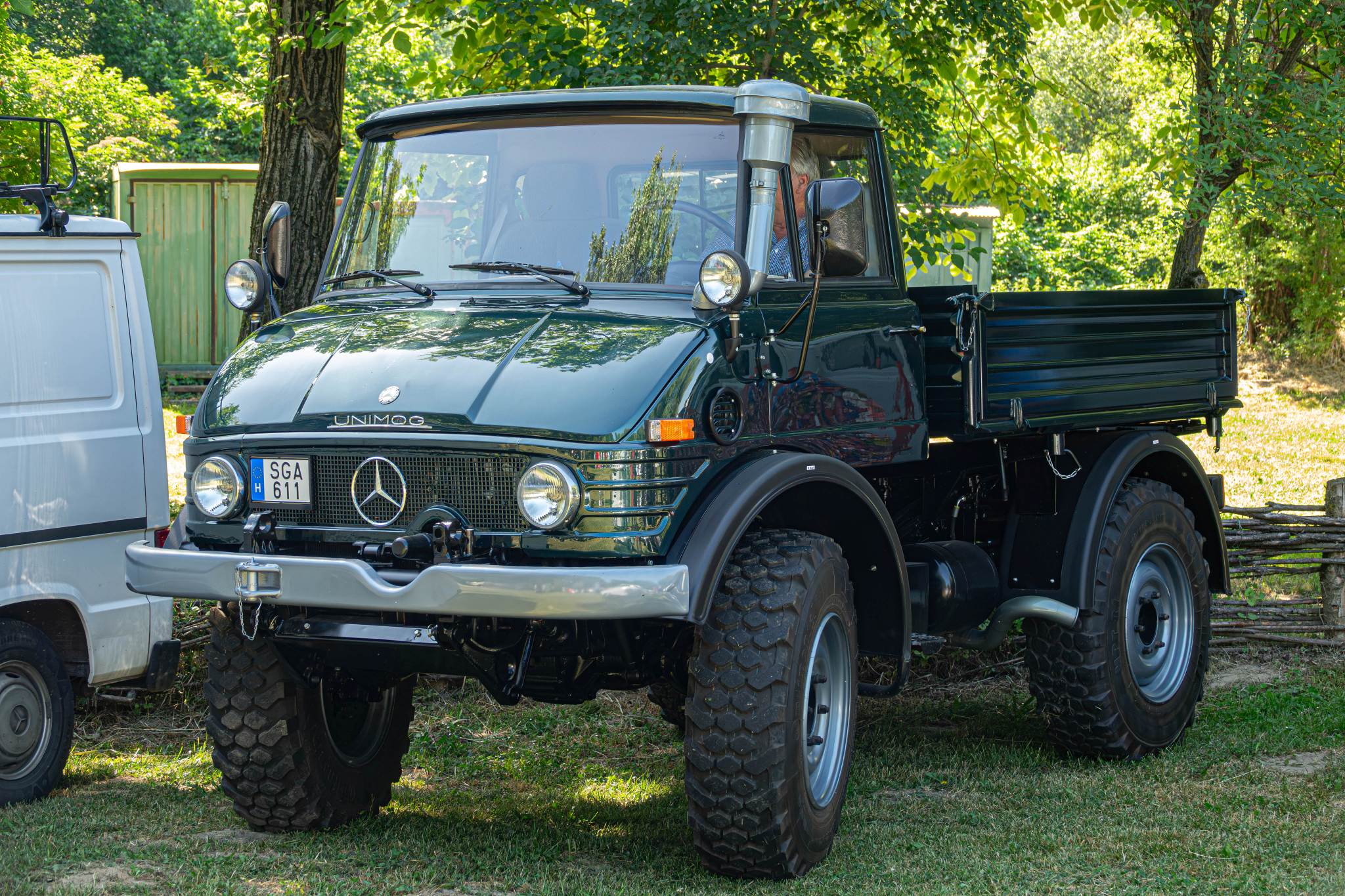 SGA-611, Mercedes-Benz Unimog 403/406/413/416/426 Medium Series, 1963­–1989