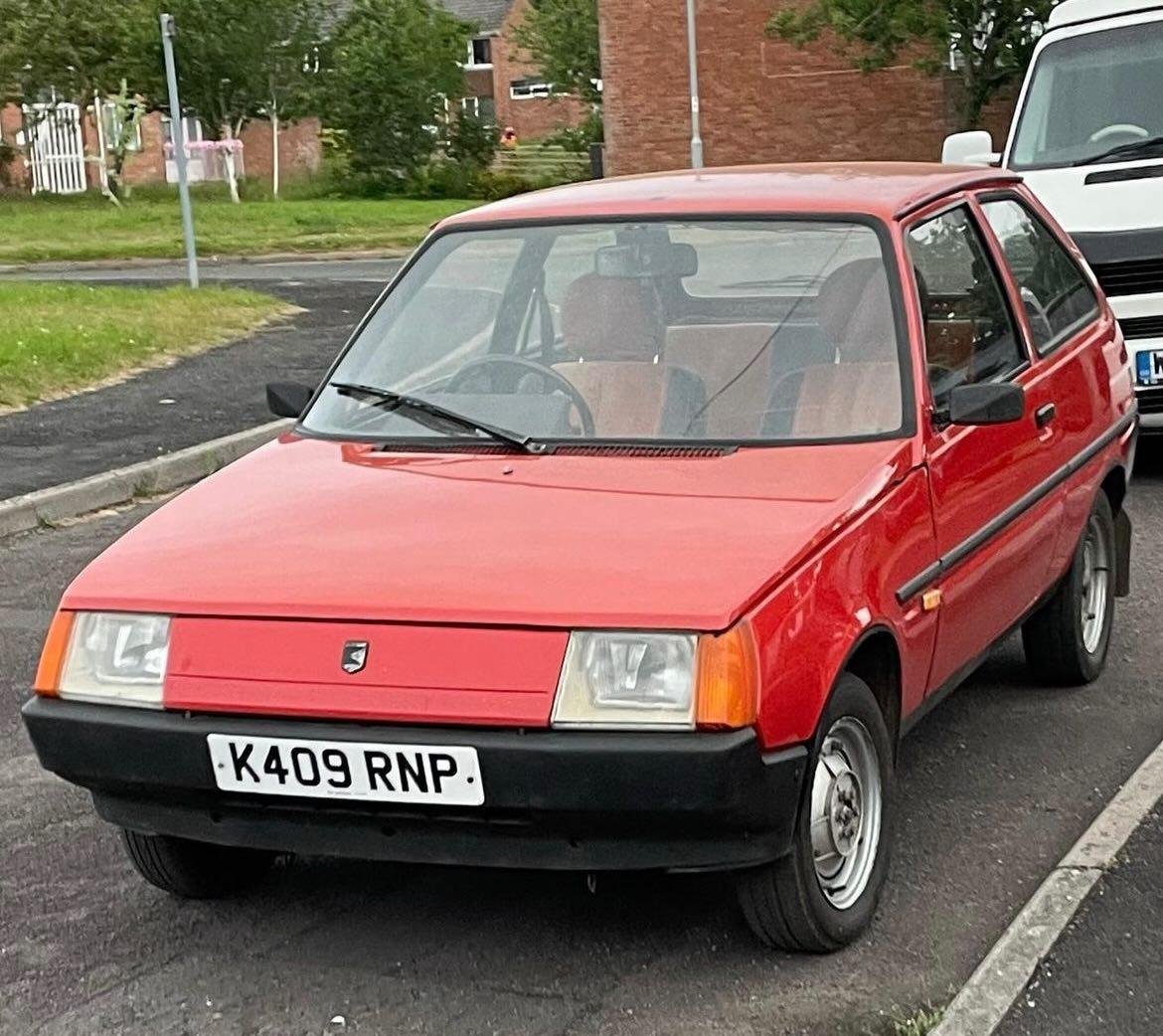 K409RNP, ZAZ 1102 1102 Таврия (Tavria) Hatch, 1987–2007