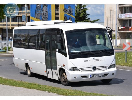 NSJ-121, Mercedes-Benz Medio