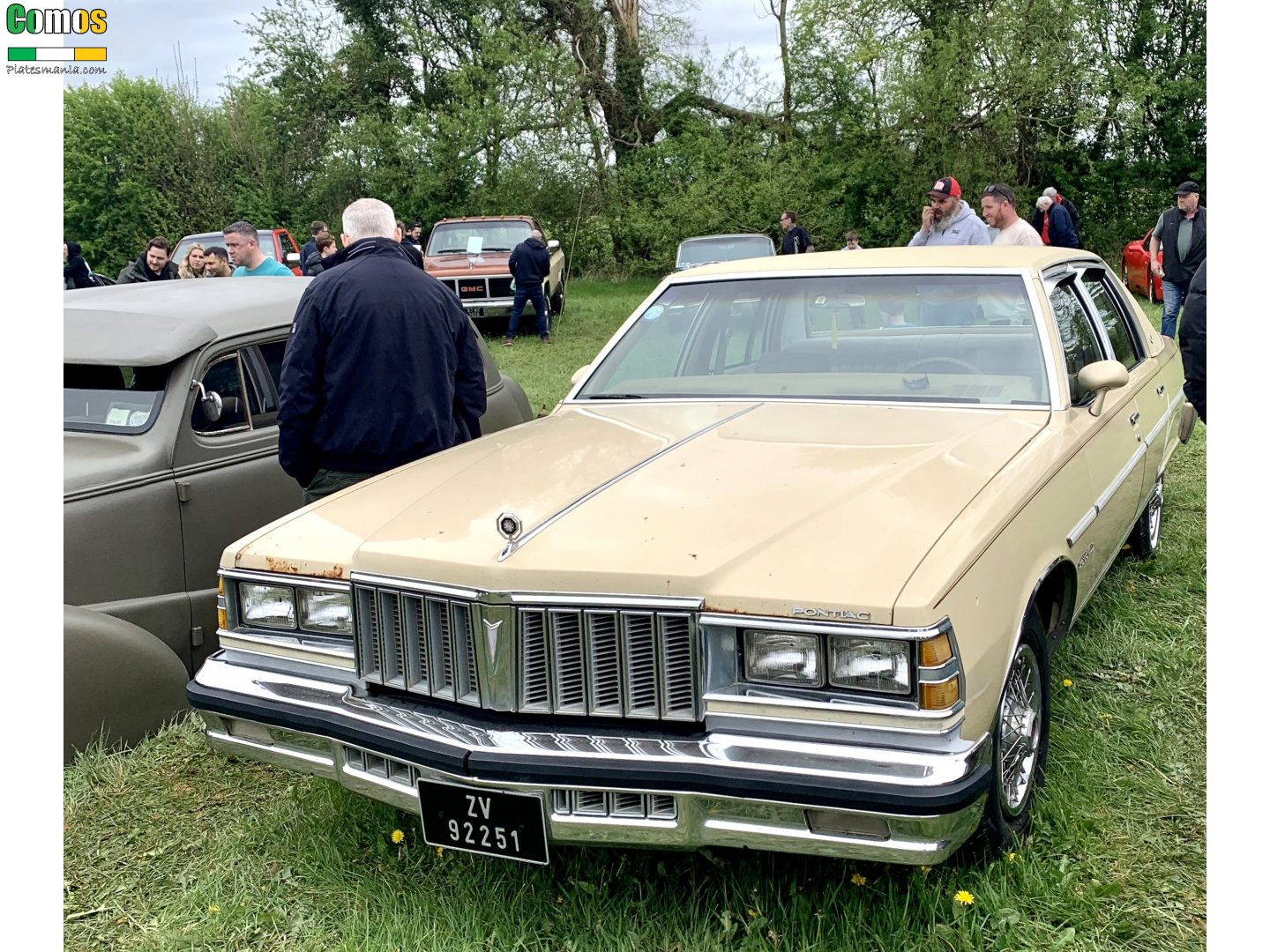 ZV 92251, Pontiac Bonneville 6th gen 4-door Sedan (69; B-body), 1976–1981