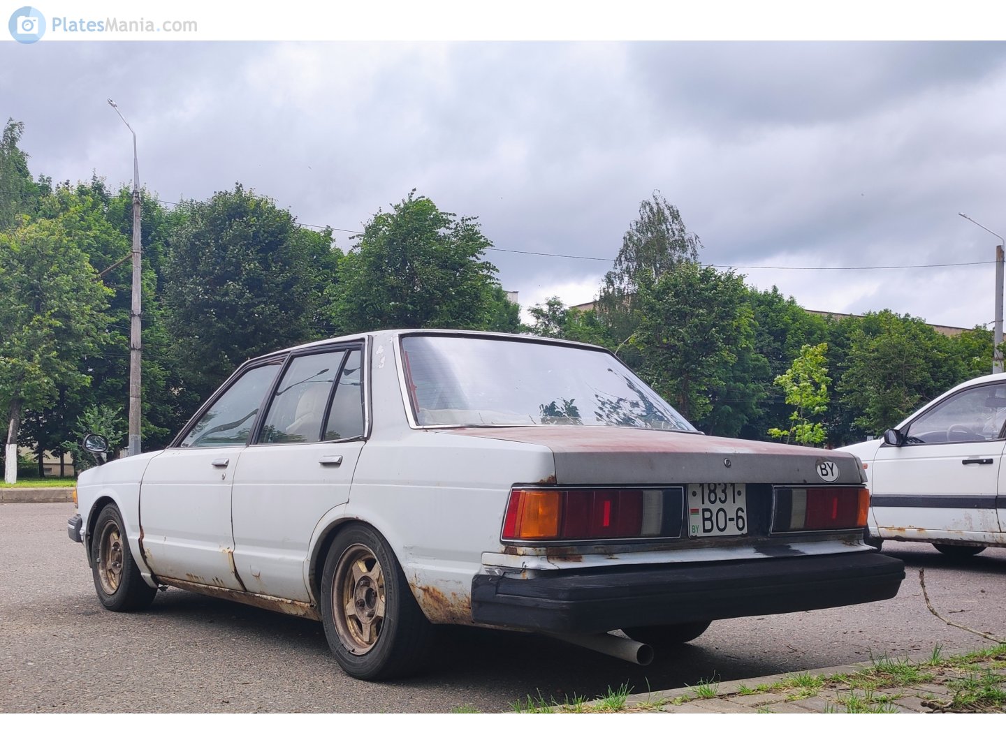 1831 BO-6, Nissan Bluebird 6th gen Sedan (910), 1981–1993