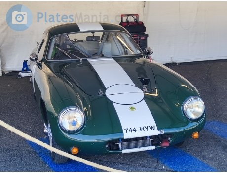 744 HYW, Lotus Elite