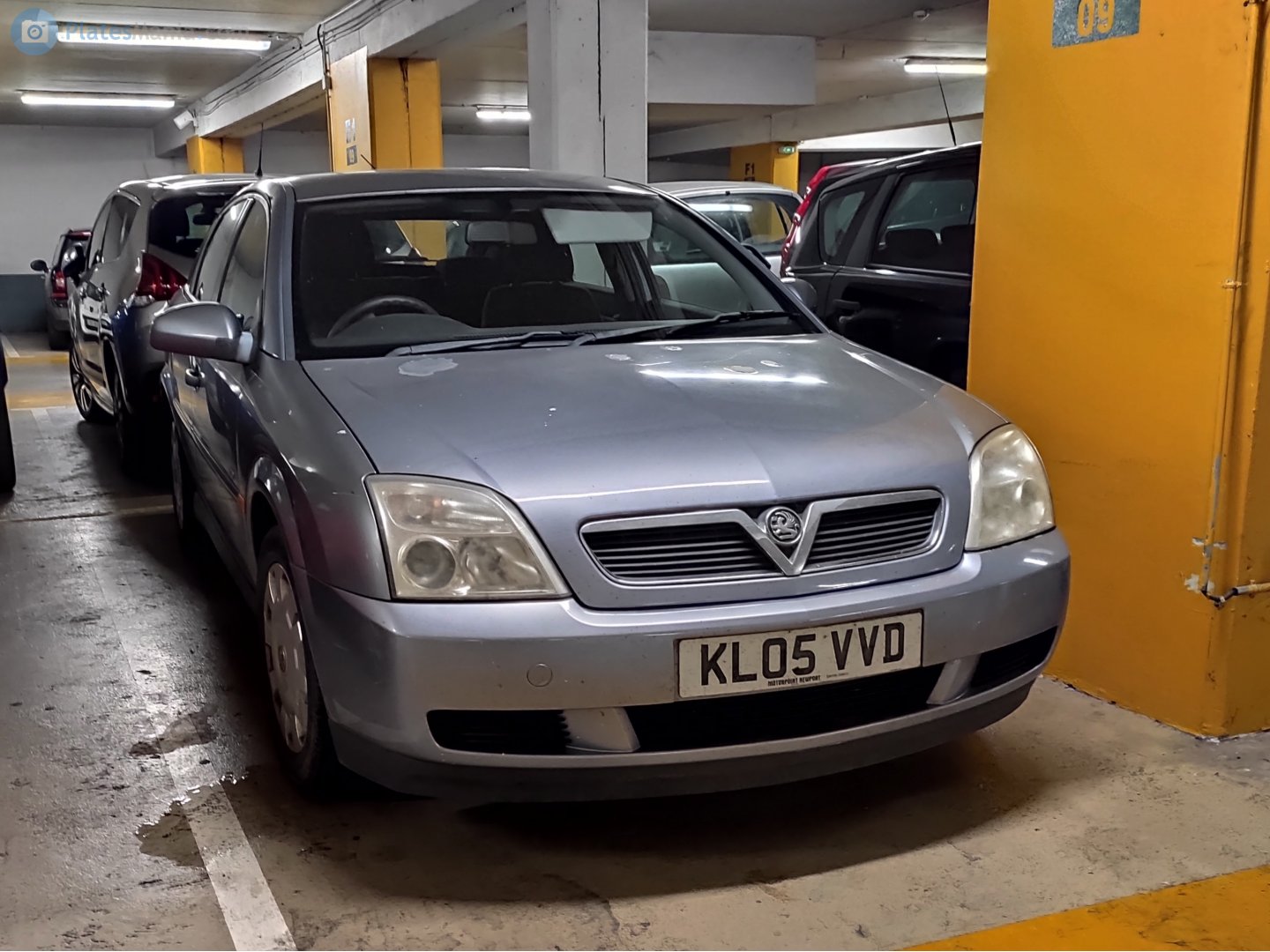KL05VVD, Vauxhall Vectra 2nd gen Sedan (C; Z02), 2002–2005