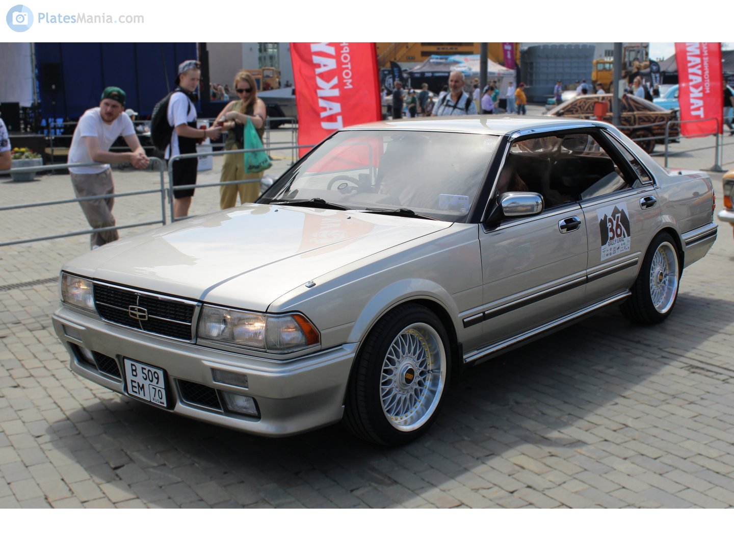 в 509 ем 70, Nissan Gloria 8th gen Hardtop (Y31), 1987–1991