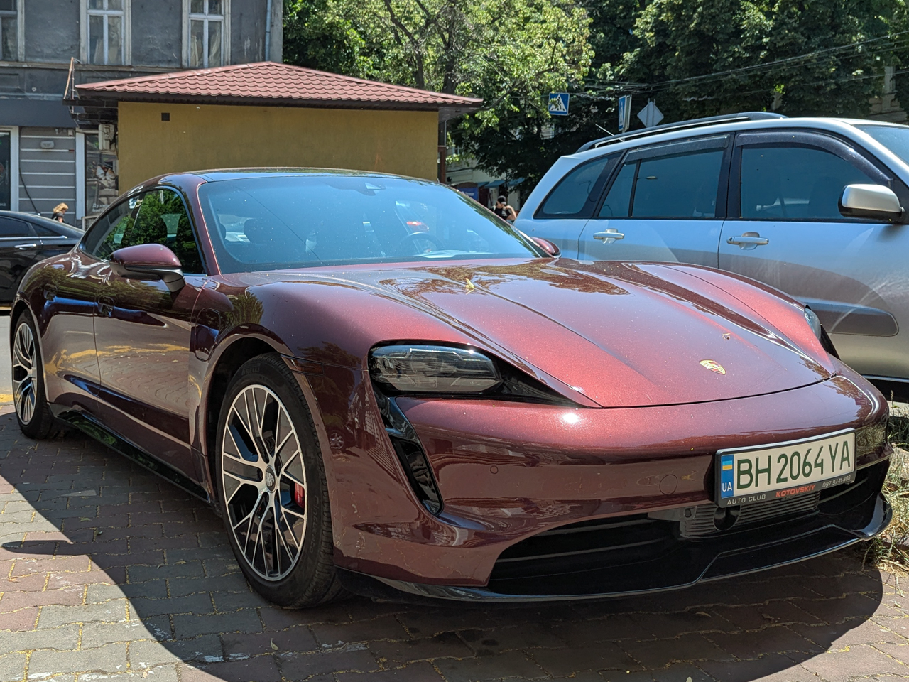 BH 2064 YA, Porsche Taycan 1st gen Sedan (9J1), 2019–2024