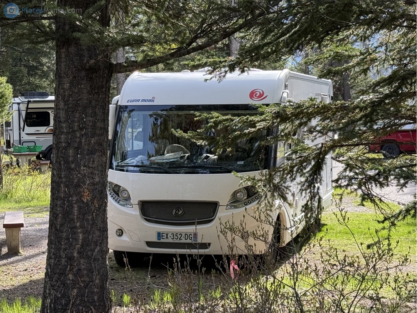 EX-352-DG, Eura Mobil Integra 