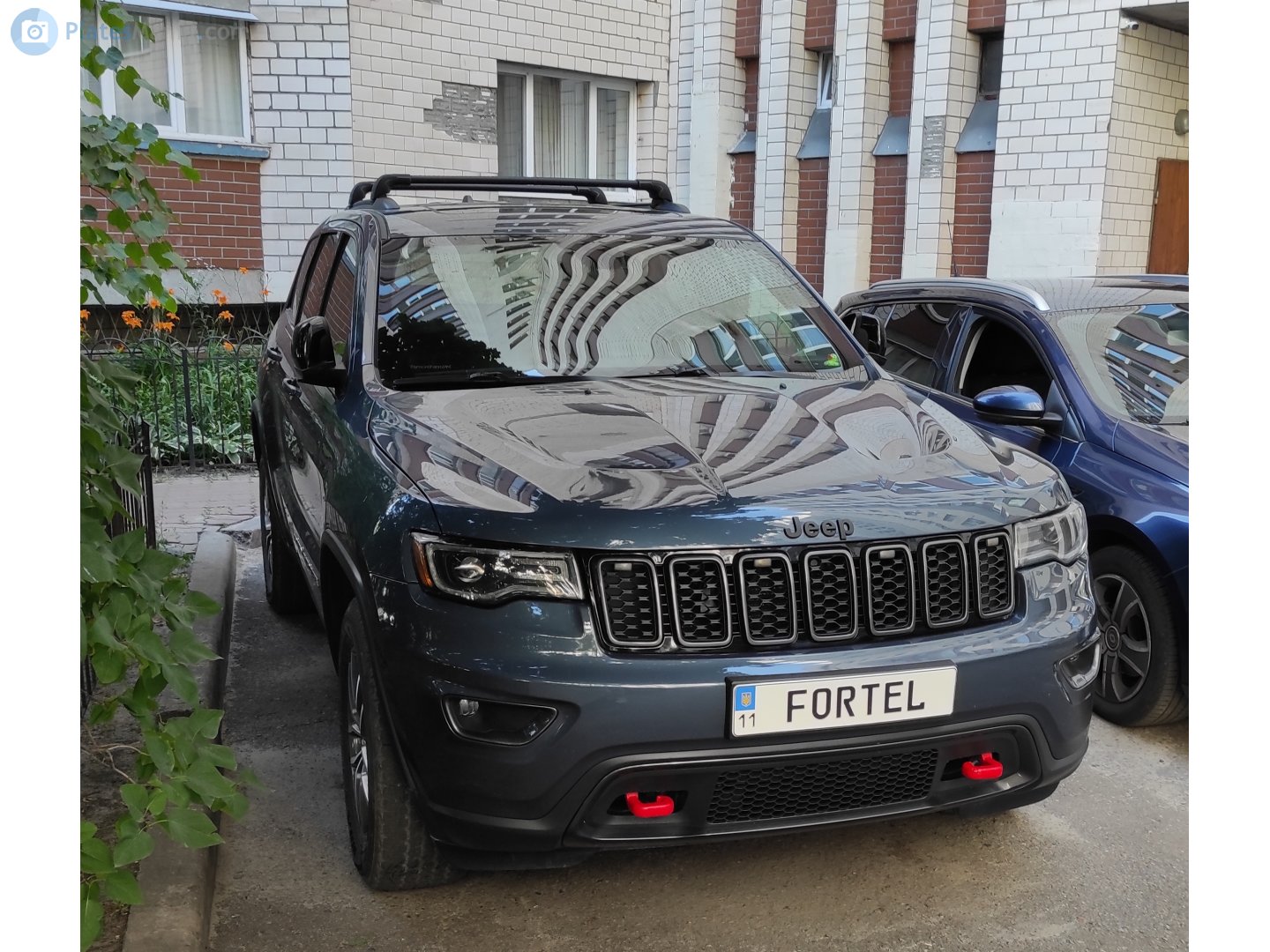 11 FORTEL , Jeep Grand Cherokee 4th gen (WK2), facelift, 2013–2022