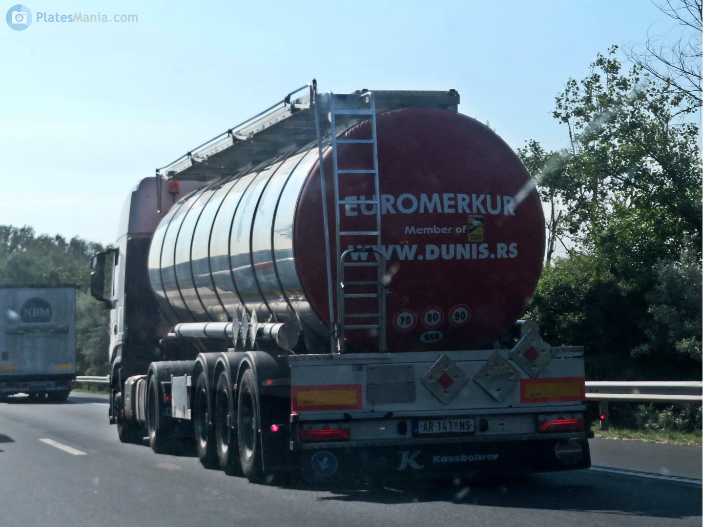 AR-141 NS, Kässbohrer ST-Series 