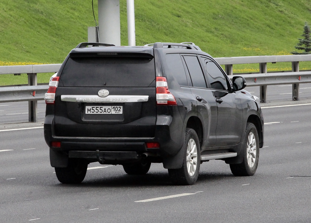 м 555 ао 102, Toyota Land Cruiser Prado 4th gen 5-door SUV (J150), 1st facelift, 2013–2017