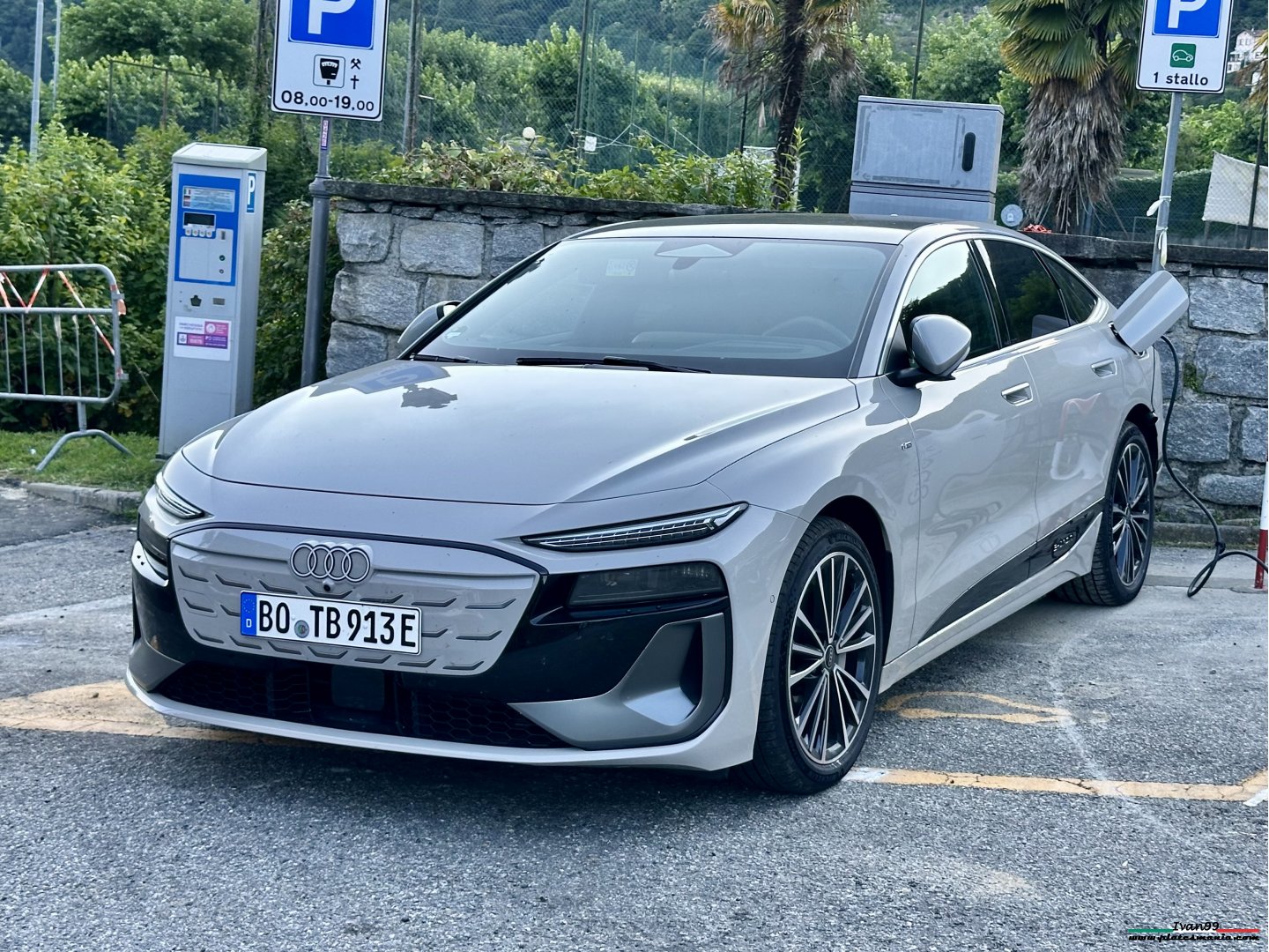 BO TB 913 E, Audi A6 6th gen e-tron Sportback, 2024–