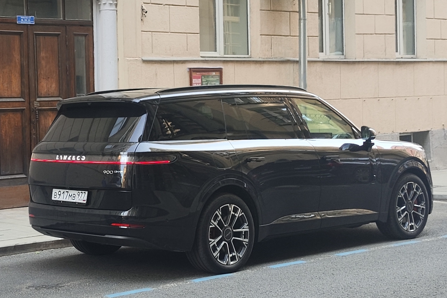 в 917 мв 977, Lynk & Co 900 