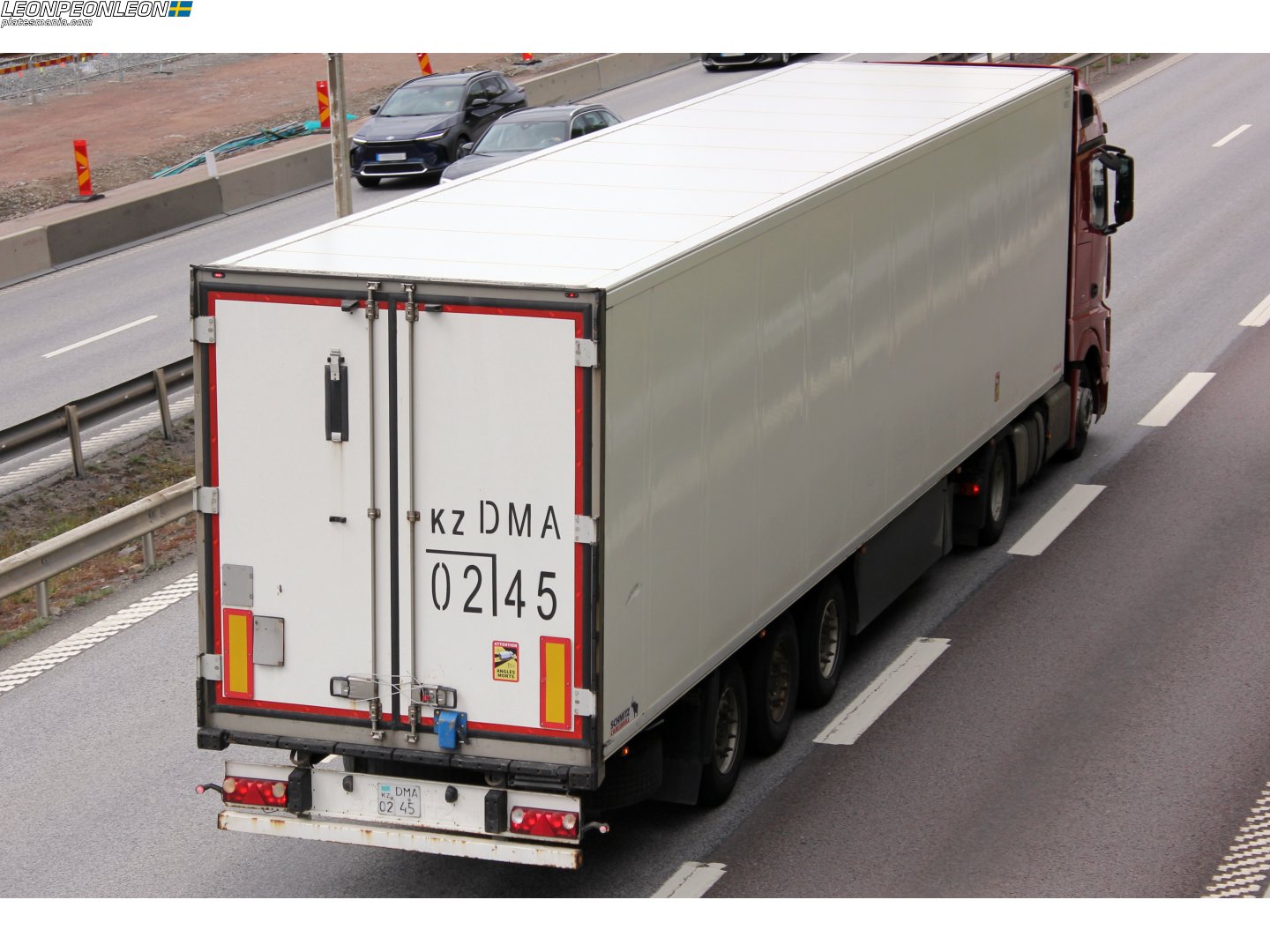 DMA 45 02, Schmitz SKO 