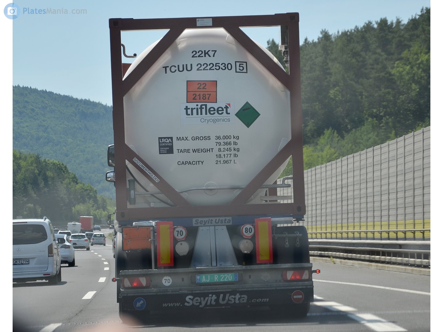 AJ R 220, Seyit Usta 