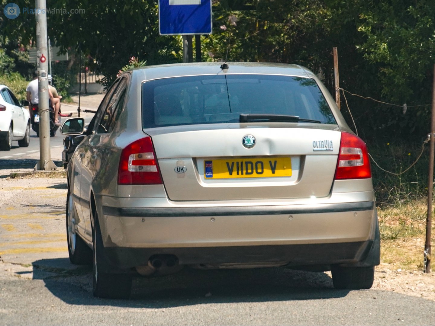 V11DOV, Skoda Octavia 2nd gen Liftback (A5/1Z3), 2004–2008 (2010–2012 Tour)