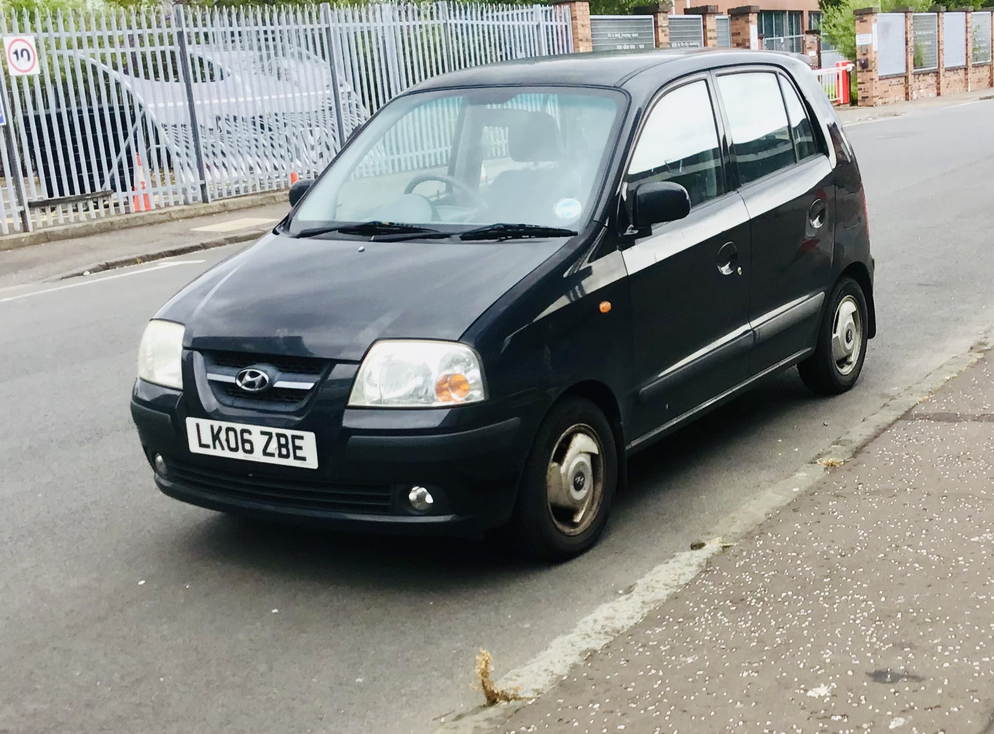 LK06ZBE, Hyundai Amica 1st gen (MX; UK-market), facelift, 2004–2008