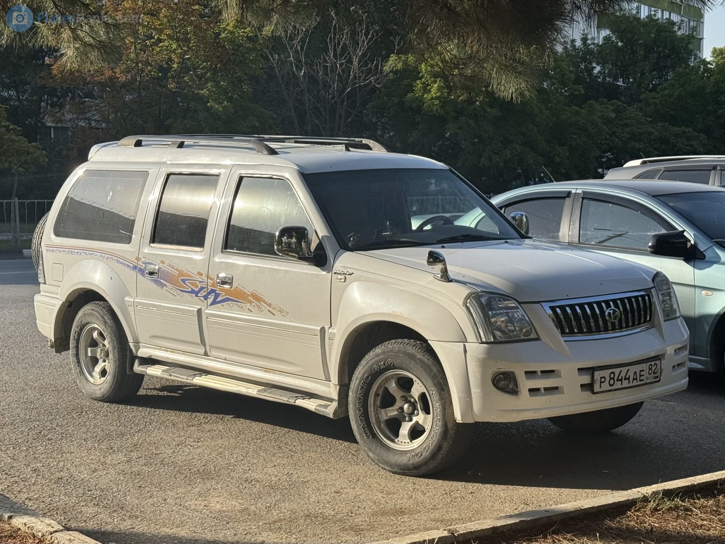 р 844 ае 82, BAW Luling SUV 1st gen, 2005–2011