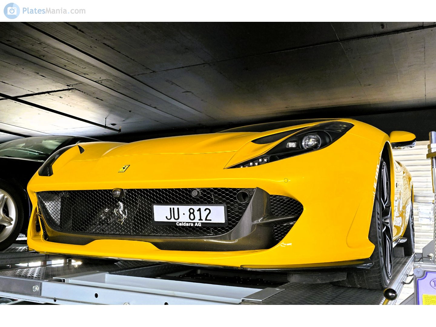 JU 812, Ferrari 812 1st gen Superfast (F152) 2017–2021