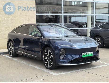 鲁Q·AQ6718, NIO ET9