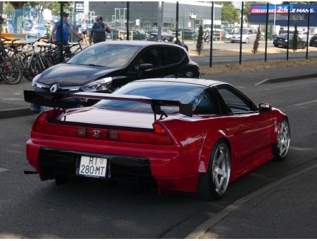 RI 280-MT, Honda NSX