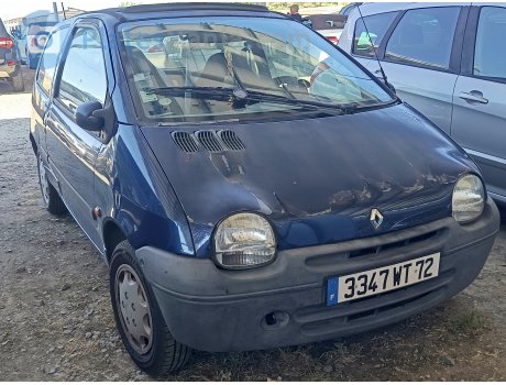 3347 WT 72, Renault Twingo