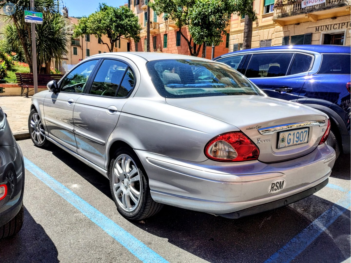 G1907, Jaguar X-Type 1st gen Sedan (X400), 2001–2009
