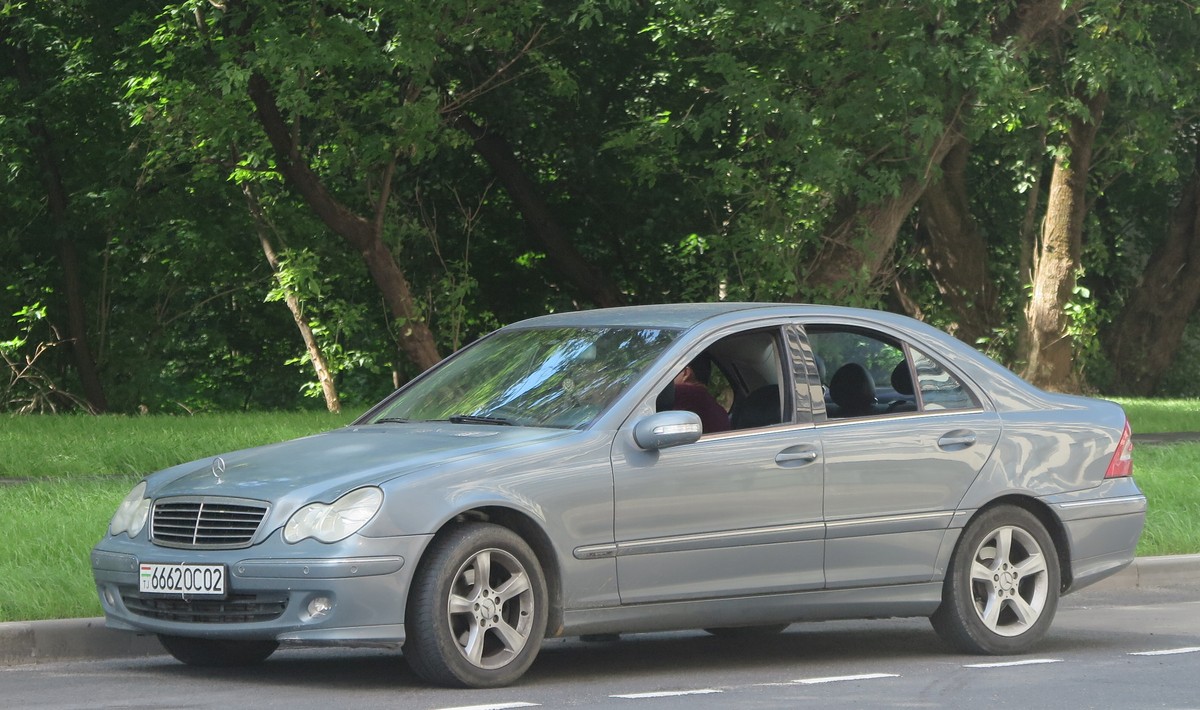 6662OC02, Mercedes-Benz C-Klasse 2nd gen Sedan (W203), 2000–2007