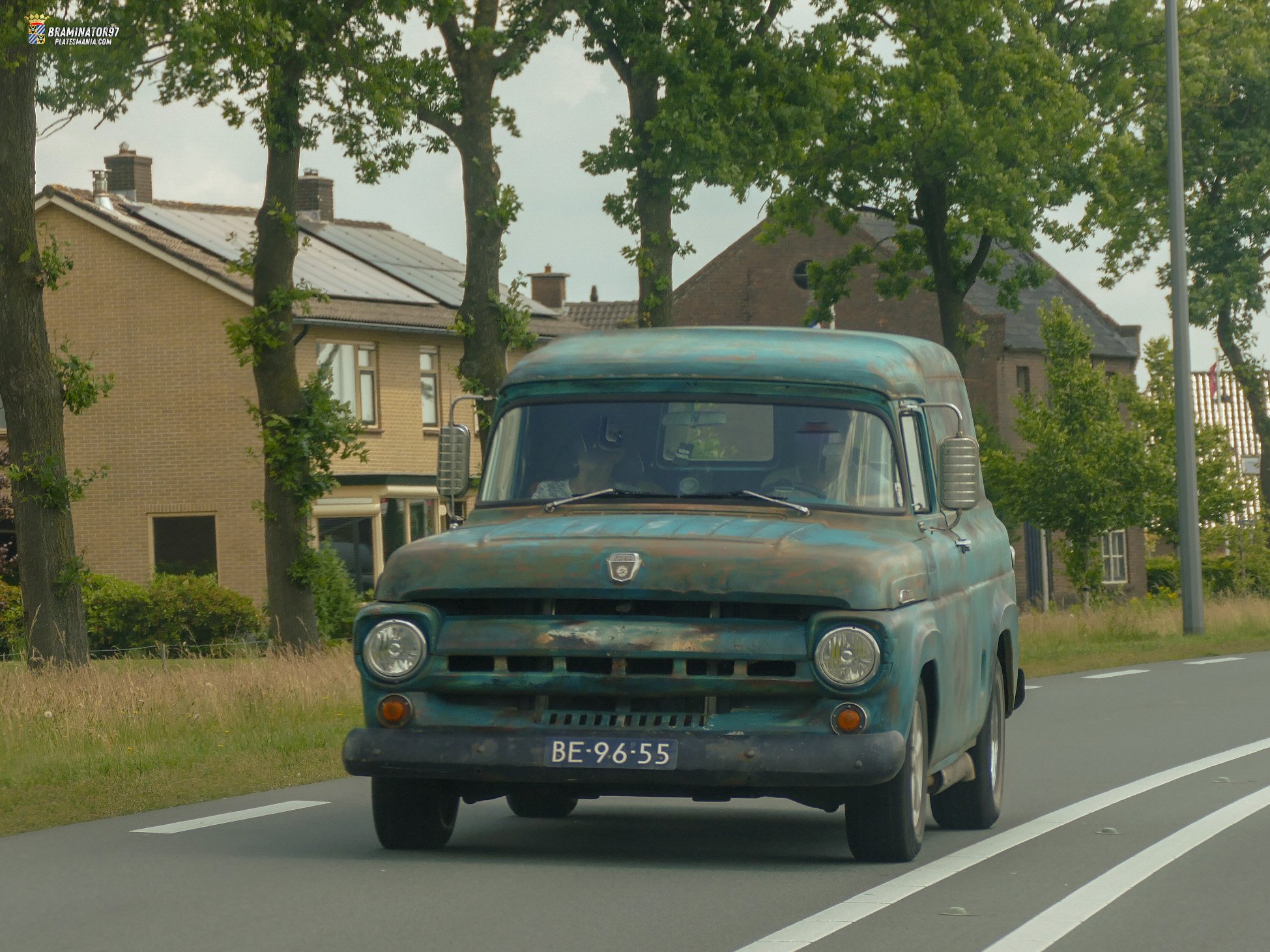BE-96-55, Ford F-100 2nd gen (Triple Economy) Van, 1952–1956