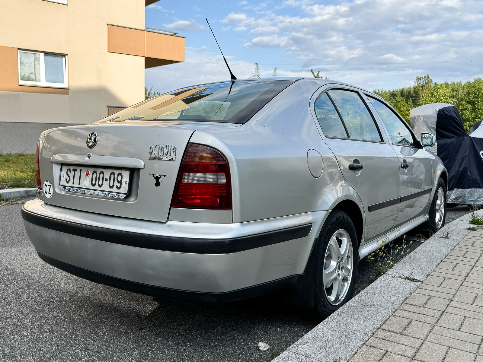 STI 00-09, Skoda Octavia 1st gen Liftback (A4/1U2), 1996–2010