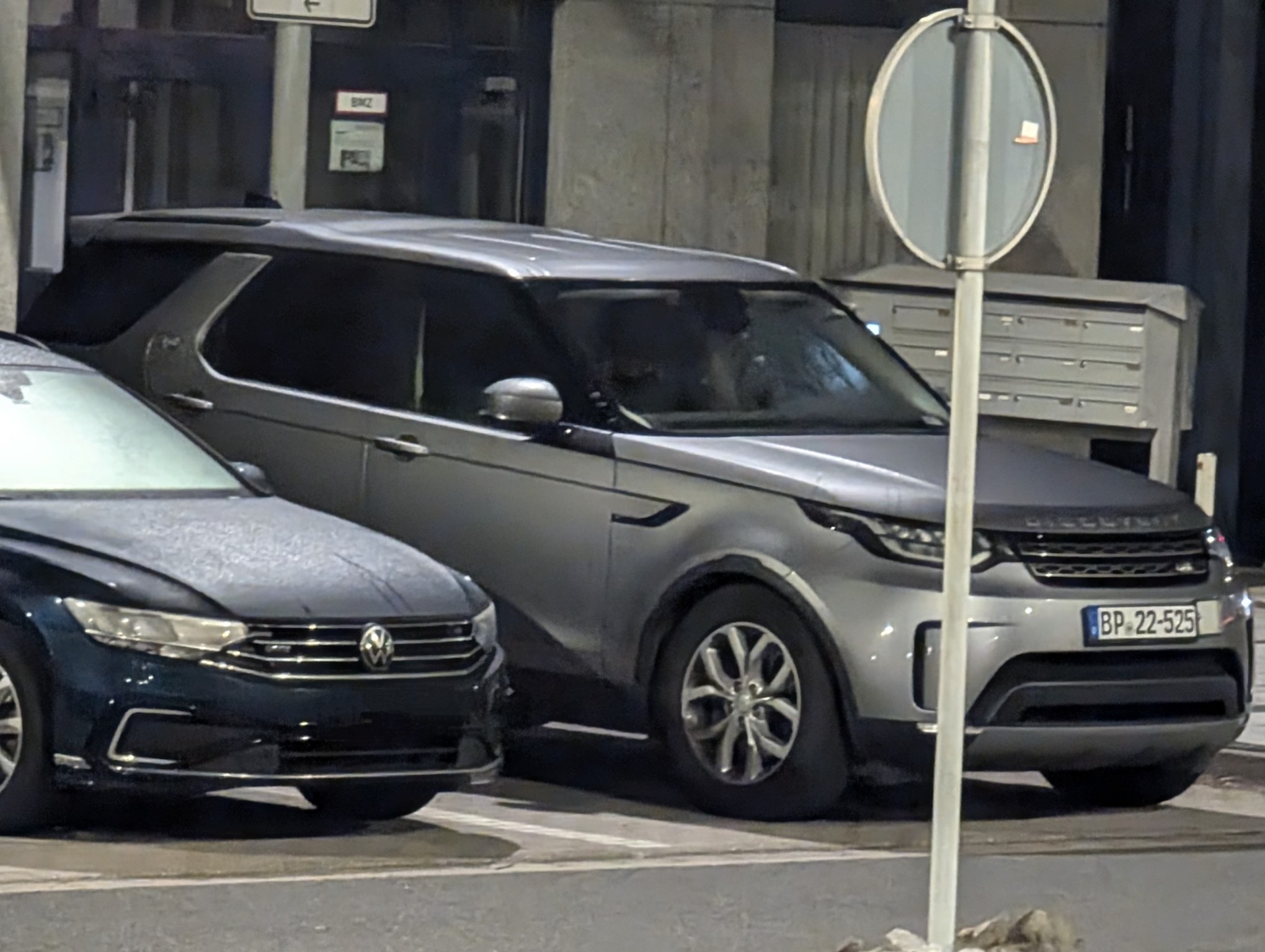 BP 22-525, Land Rover Discovery 5th gen (L462), 2017–