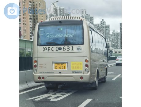 沪F·C1631, Yutong ZK6729