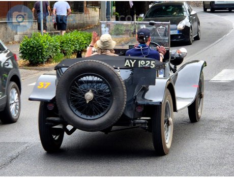 AY 1925, Lancia Lambda
