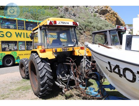 J78614, Renault 100-Series