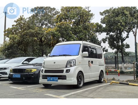 沪C·W776R, Suzuki Landy