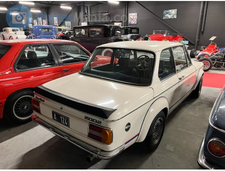 A 124, BMW 02 Series