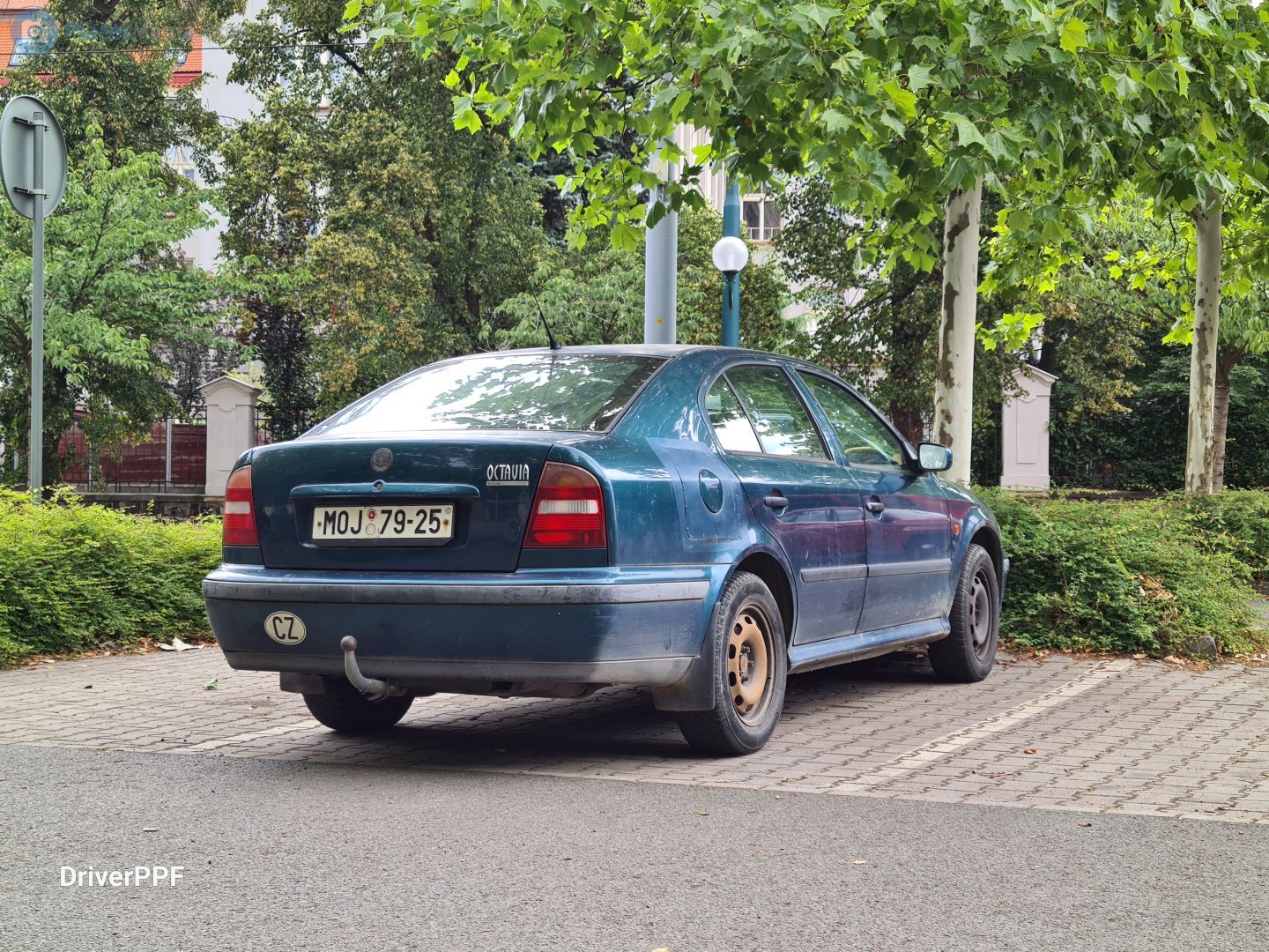MOJ 79-25, Skoda Octavia 1st gen Liftback (A4/1U2), 1996–2010